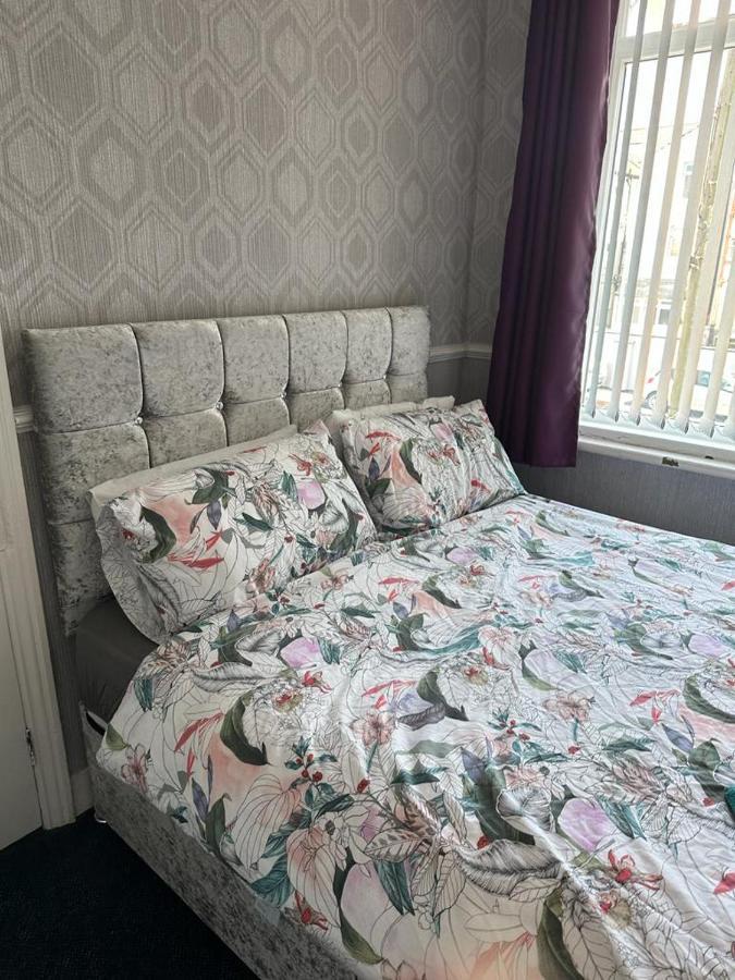 B&B Runway Blackpool - Minutes From Winter Gardens - Dog Friendly - Exceptionally Quiet - Very Close H&A Social Club (Adults Only) Ngoại thất bức ảnh