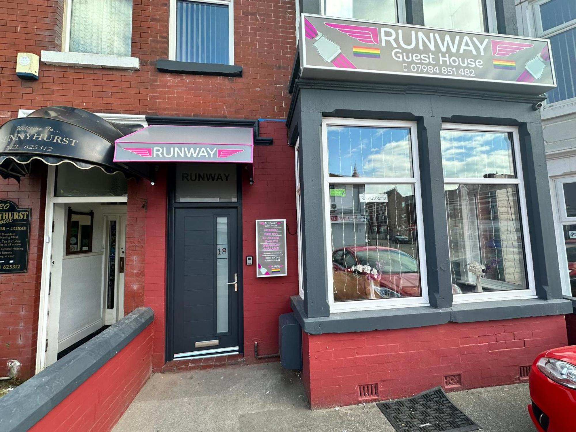 B&B Runway Blackpool - Minutes From Winter Gardens - Dog Friendly - Exceptionally Quiet - Very Close H&A Social Club (Adults Only) Ngoại thất bức ảnh